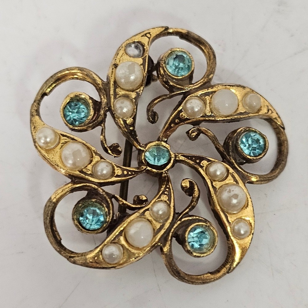 Vintage Gold Tone Floral Swirl Brooch Blue Rhinestone Faux Pearl Pin 1"